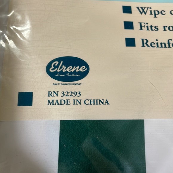 Vtg. Outdoor Tablecloth 70” - Picture 4 of 8